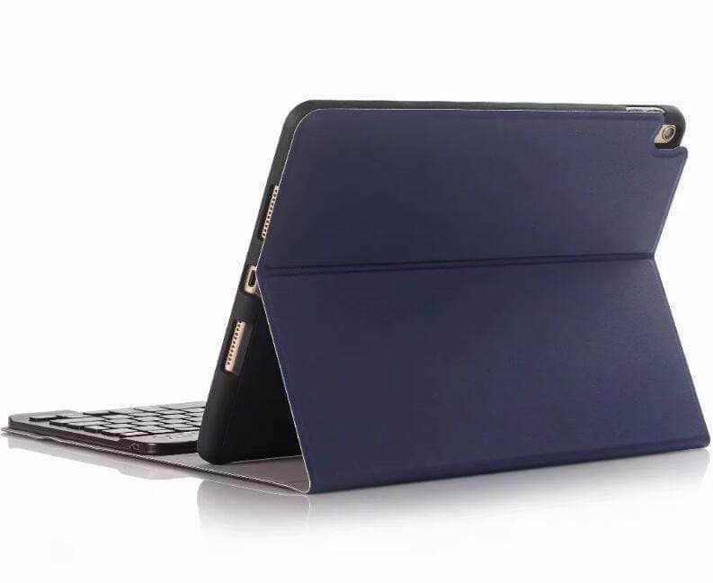 CaseBuddy Casebuddy iPad 9.7 5/6 Leather Look Split Bluetooth Keyboard Case with Pen Slot