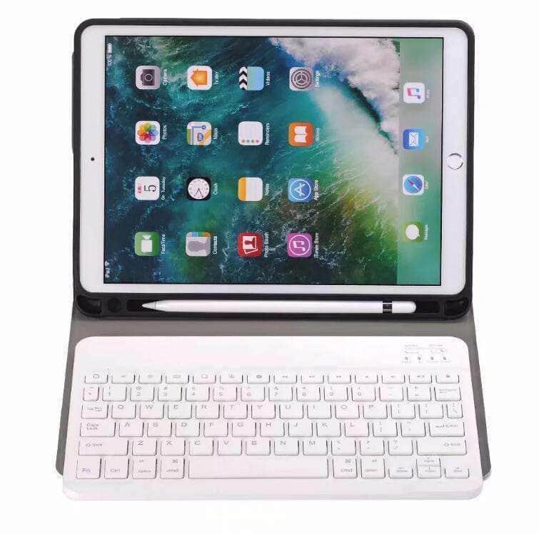 CaseBuddy Casebuddy iPad 9.7 5/6 Leather Look Split Bluetooth Keyboard Case with Pen Slot