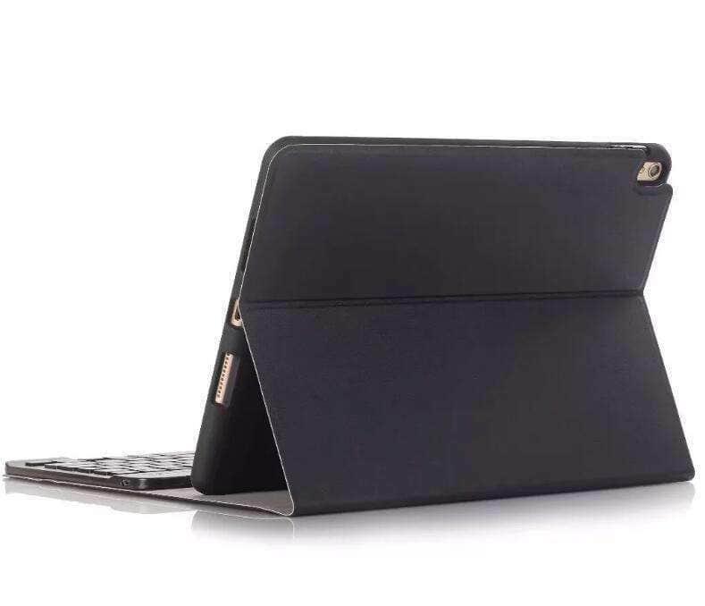 CaseBuddy Casebuddy iPad 9.7 5/6 Leather Look Split Bluetooth Keyboard Case with Pen Slot